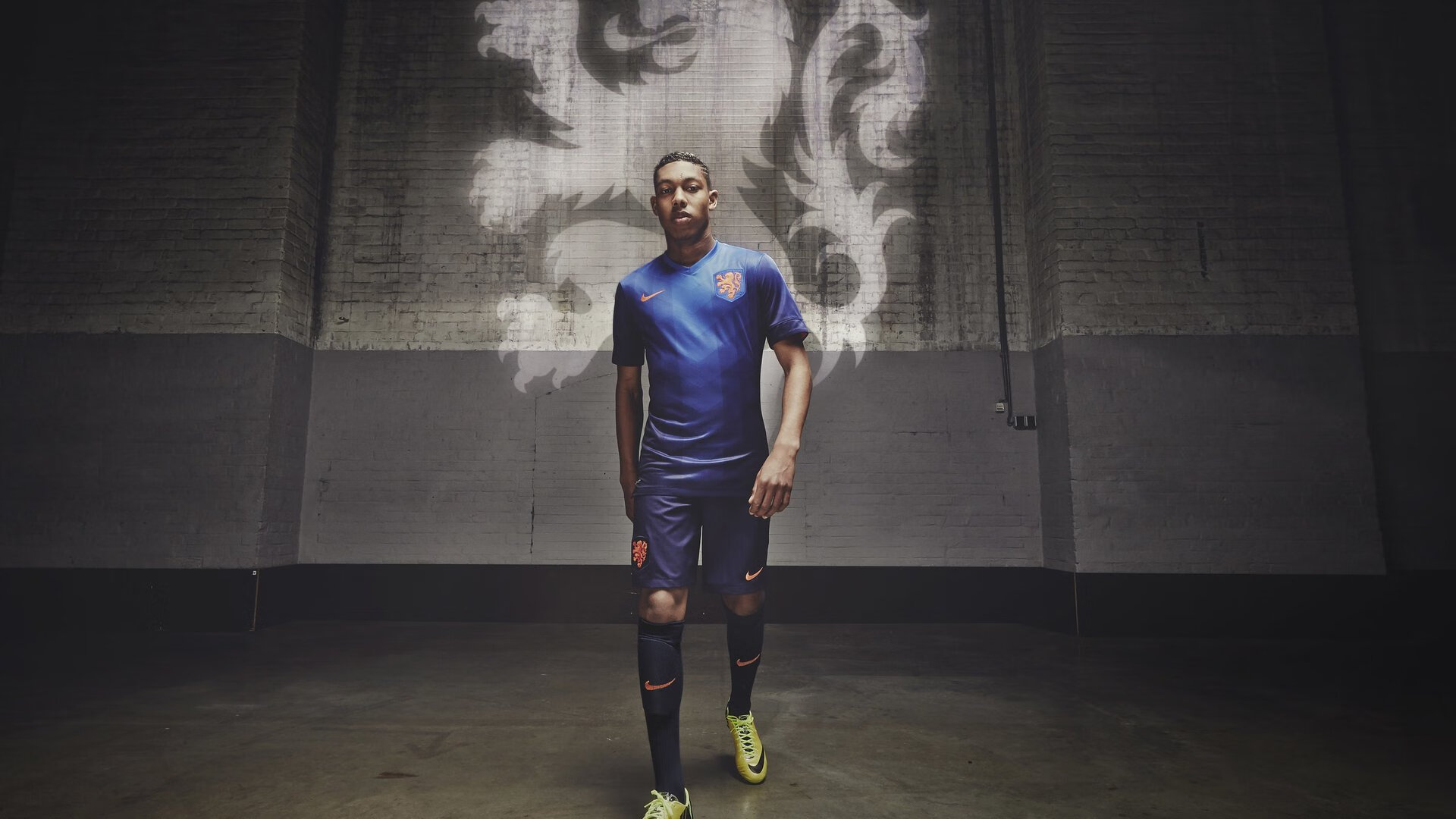 乐鱼体育app下载地址-俱乐部青训学员国际化选拔路径逐步畅通助力留学与试训，俱乐部青训几岁要到俱乐部